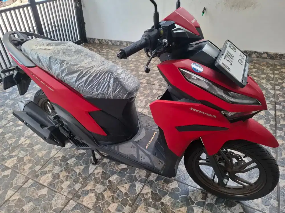 Km5rb keyless, honda vario 125 CBS iss LED 2025 bln 6 garansi service.