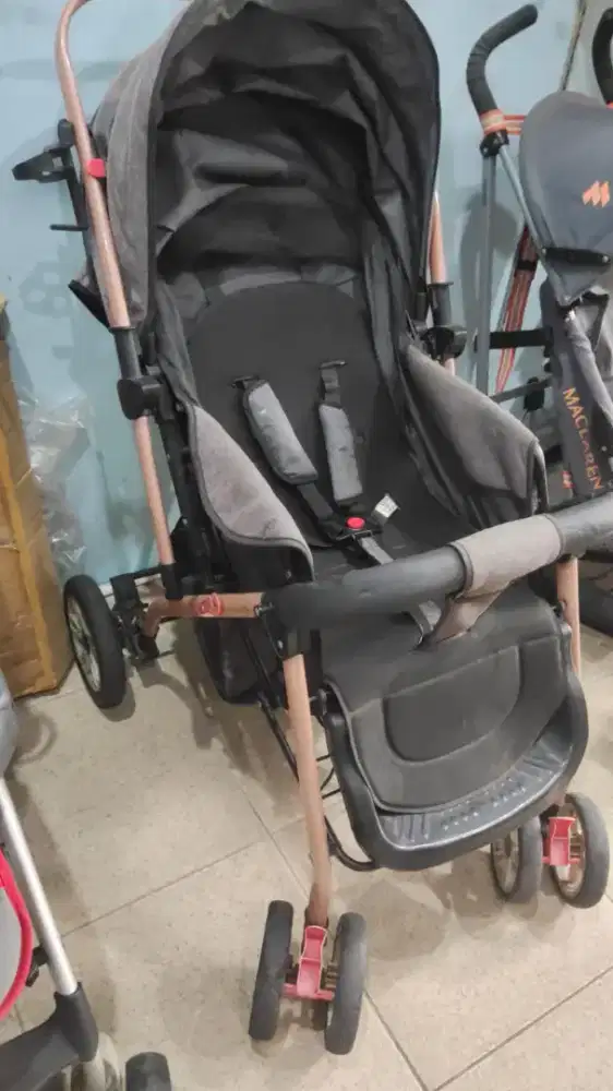 STROLER BAYI BEKAS 4 GAYA DUDUKAN BISA DEPAN DAN BELAKANG