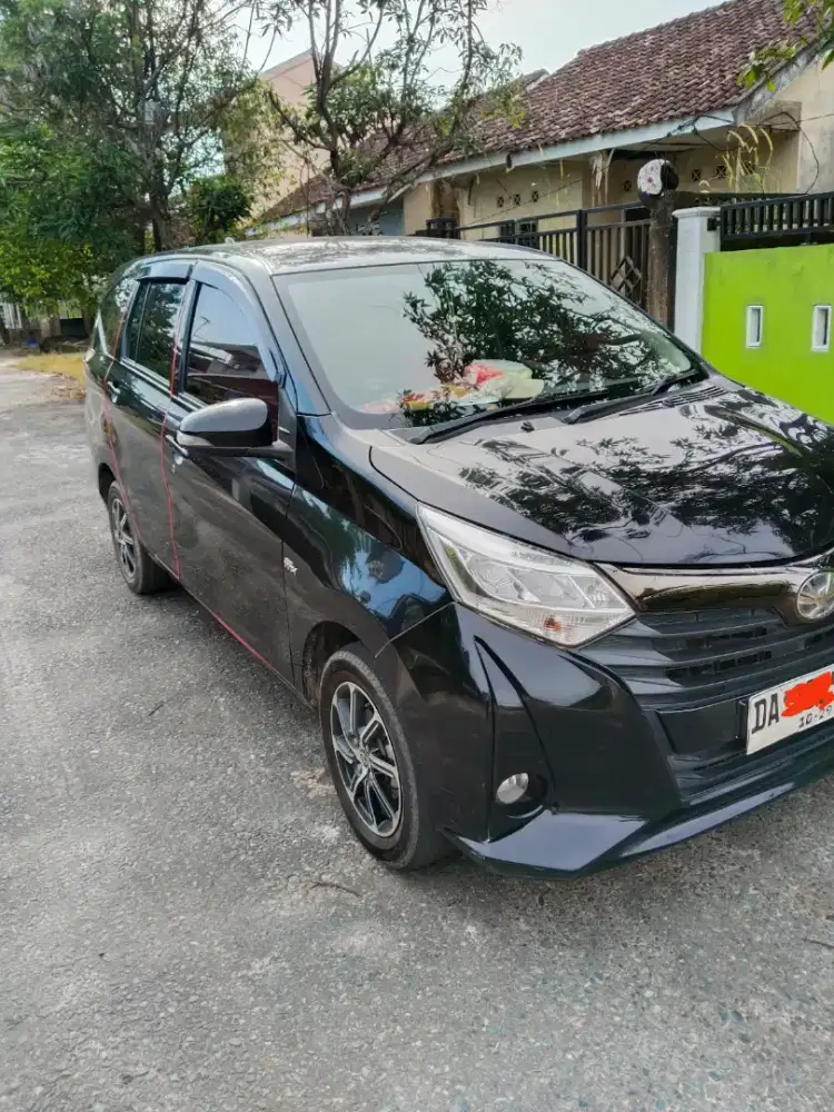 Mobil Calya Ekslusif