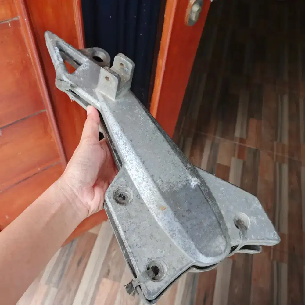 Postep injakan kaki motor kawasaki zx