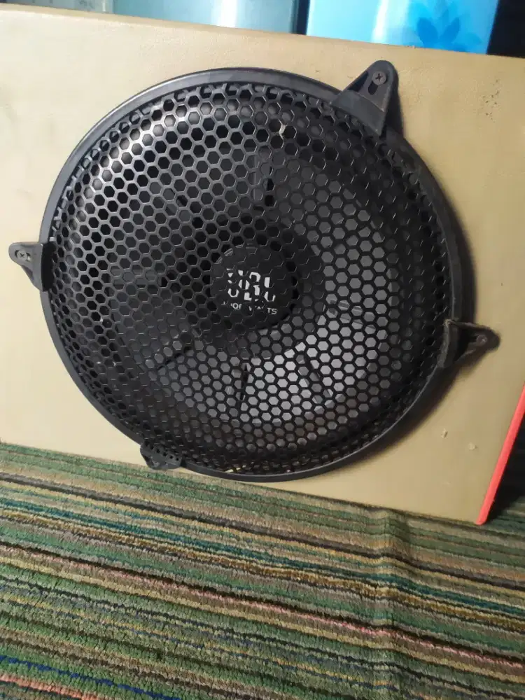 Subwoofer jbl 12inch