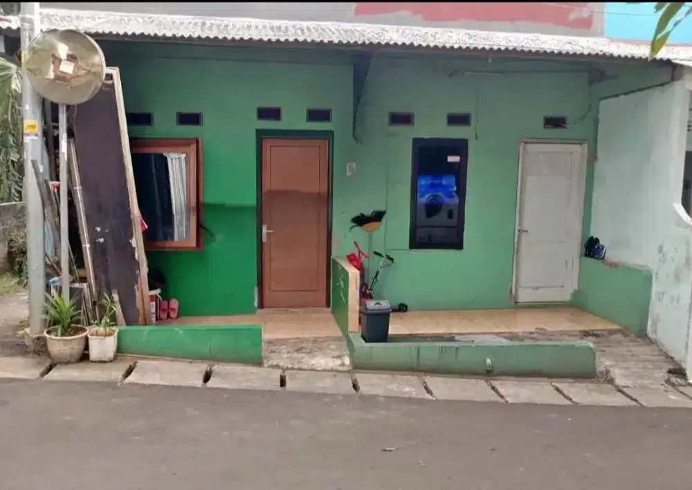 Rumah second dijual murah 460jt Kalisari Jakarta Timur