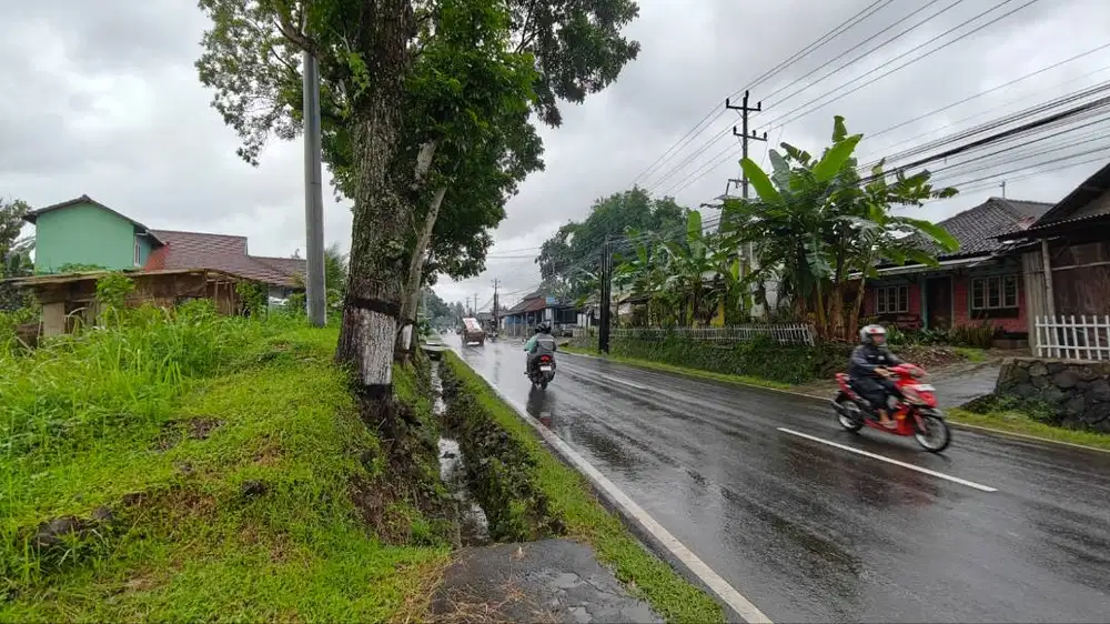 *DIJUAL TANAH SIAP BANGUN*   Luas : 1539 m²