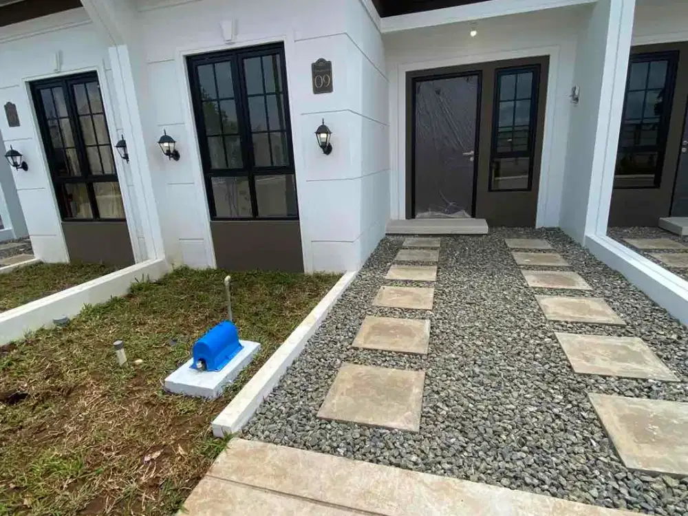 FOR RENT
RUMAH BARU
PODOMORO
PATRAGRIYA

Lt 72 
Lb 31
kt 2
km 1
listrik 1300
pdam
shm
hadap barat

hrg 45jt /th nego