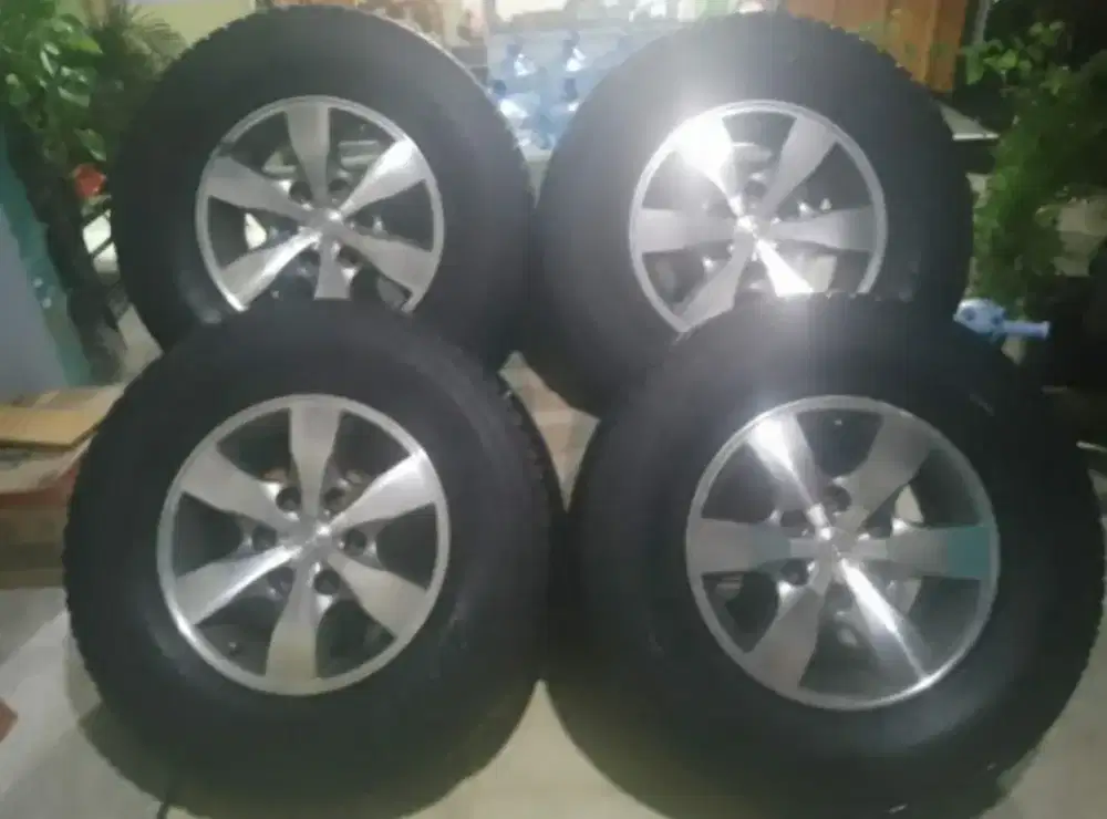 Jual velg fortuner ori