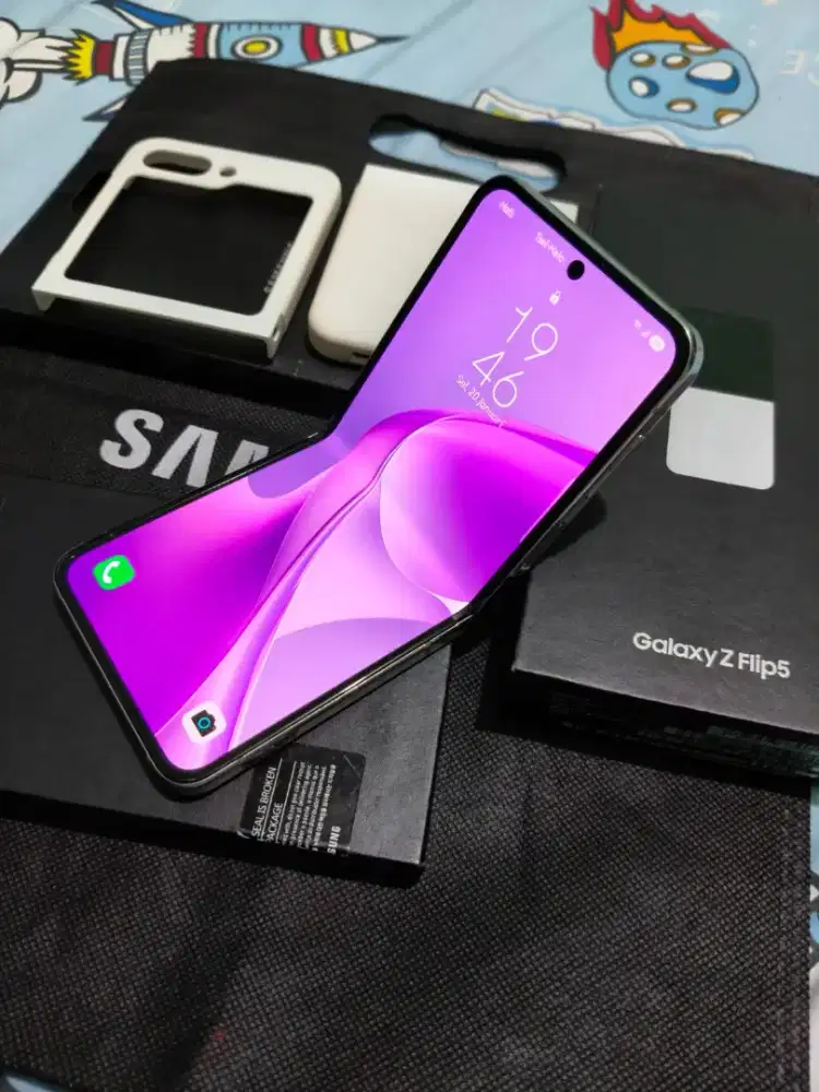 Z Flip 5 5G 8/512 muluss