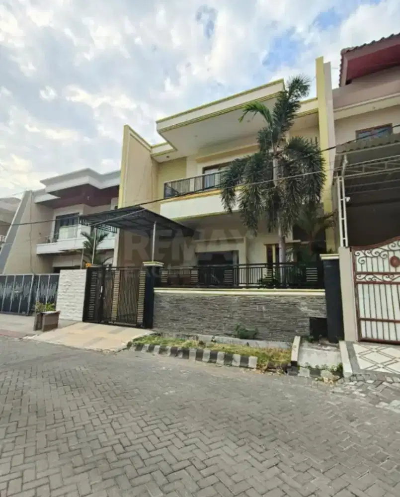 DIJUAL RUMAH MINIMALIS SIAP HUNI DI DHARMAHUSADA MAS SURABAYA TIMUR