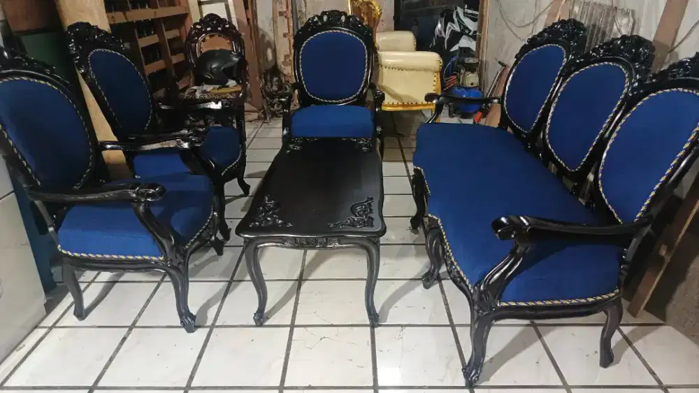 Perbaikan/service sofa