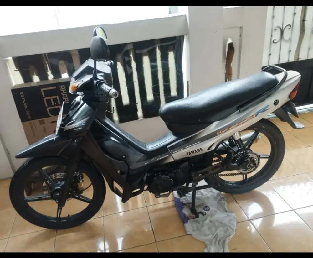 Yamaha VEGA R 2004