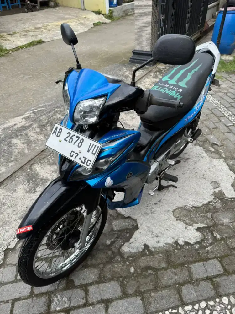 Jupiter Z THN 2010 plat AB sleman