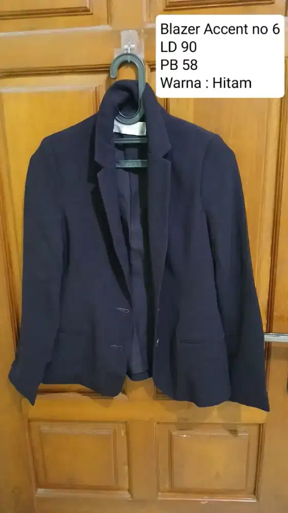Preloved Blazer Accent
