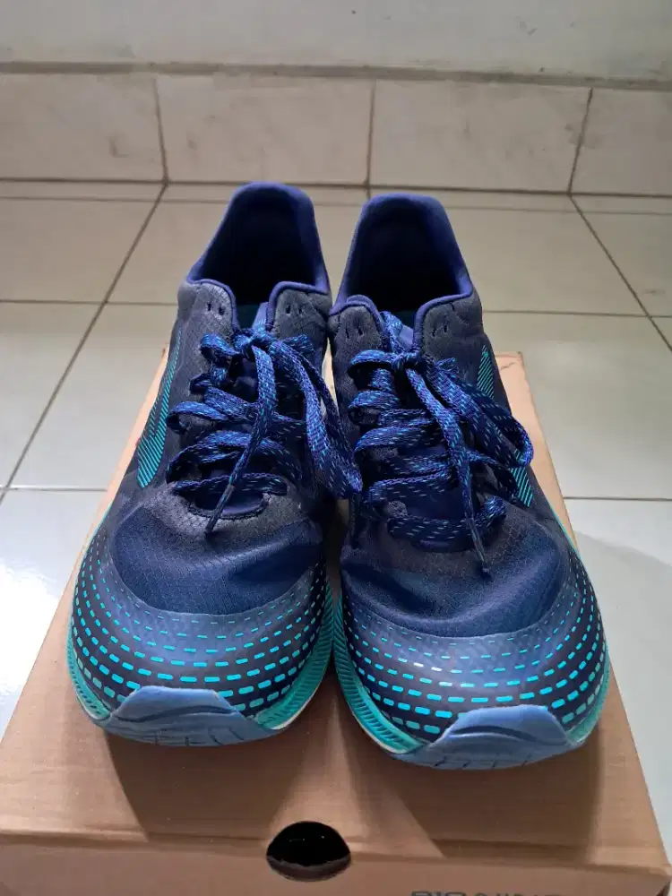 Sepatu lari 910 haze 1.5