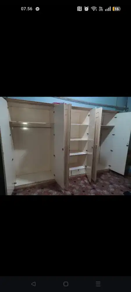 lemari pakaian jumbo 6 pintu