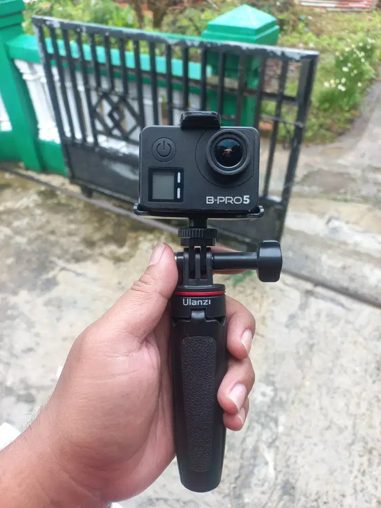 Brica B-PRO5 Alpha Edition (Black) + EIS + Tripod Ulanzi