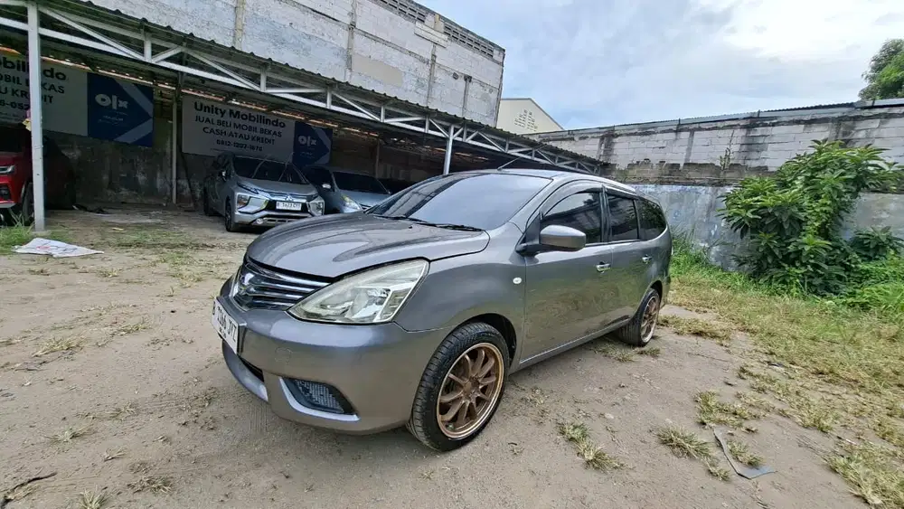 Nissan Grand livina 2014 Bensin