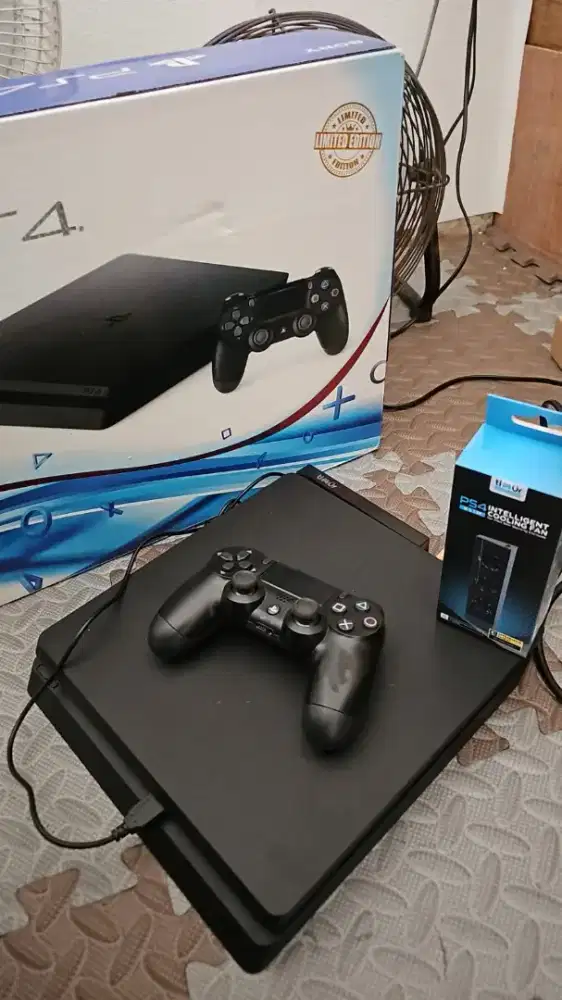 Ps 4 slim original