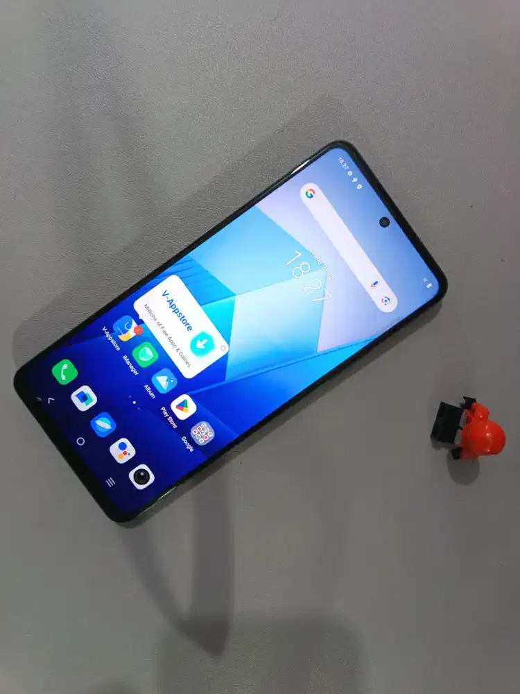 Iqoo Z7X 5G Metallic Grey