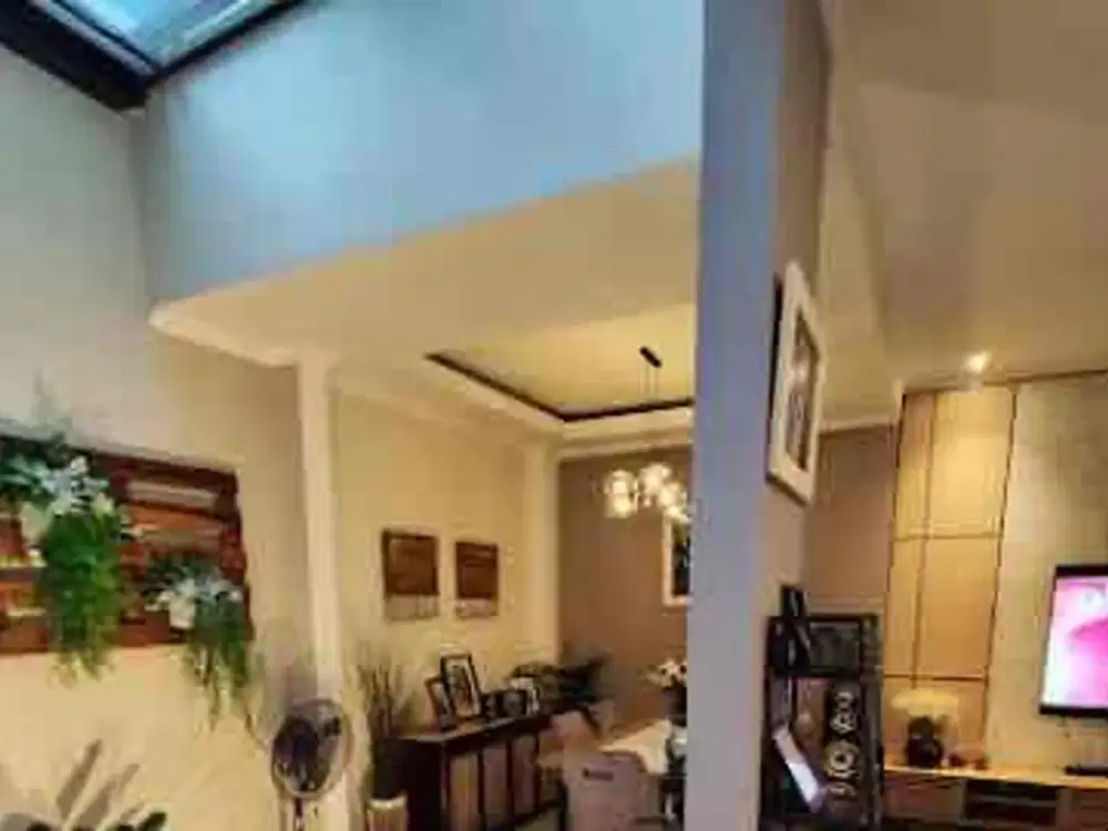 RUMAH CANTIK SEMI FURNISHED MURAH DI CLUSTER BOHEMIA GADING SERPONG