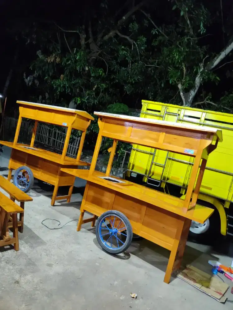 Sedia Gerobak Angkringan, Bakso Mie Ayam, Bubur, Sate, Soto, Pecel dll