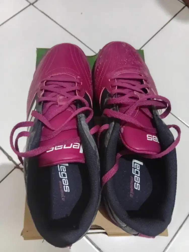 Jual sepatu futsal Legas baru full box