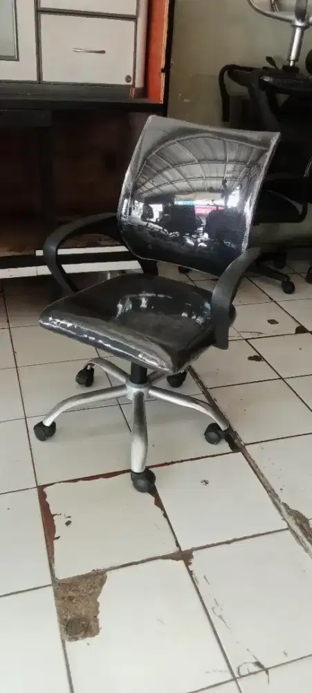 Kursi setaf jaring naik turun