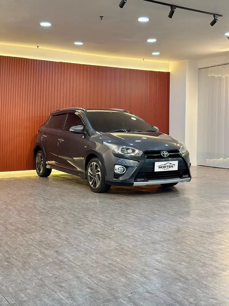 [DP 10%] Toyota Yaris 1.5 S Heykers 2017, Abu Abu, AT