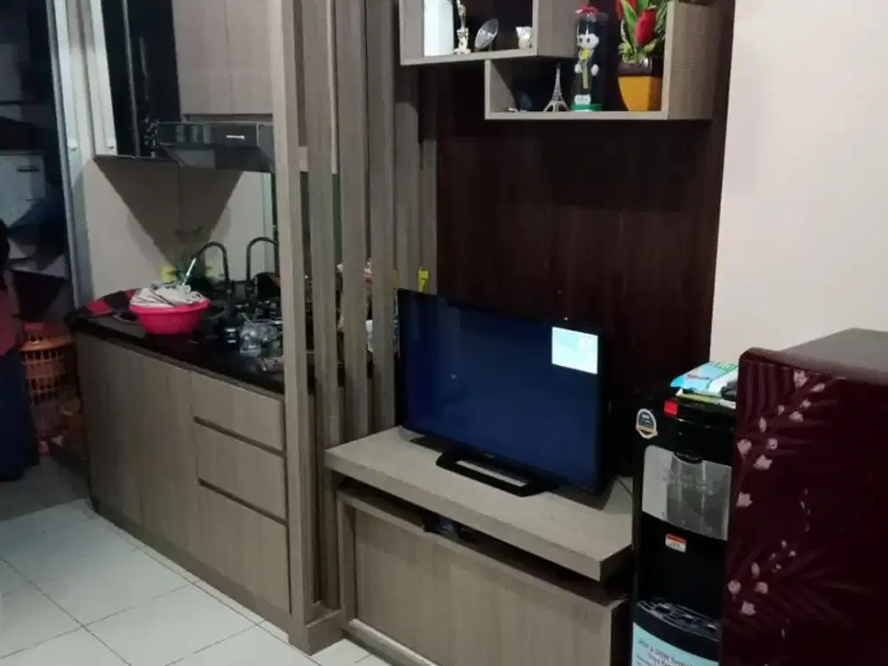 ready disewakan apartemen green lake sunter,tipe 2bedrooms full furnished,5jt/bulan