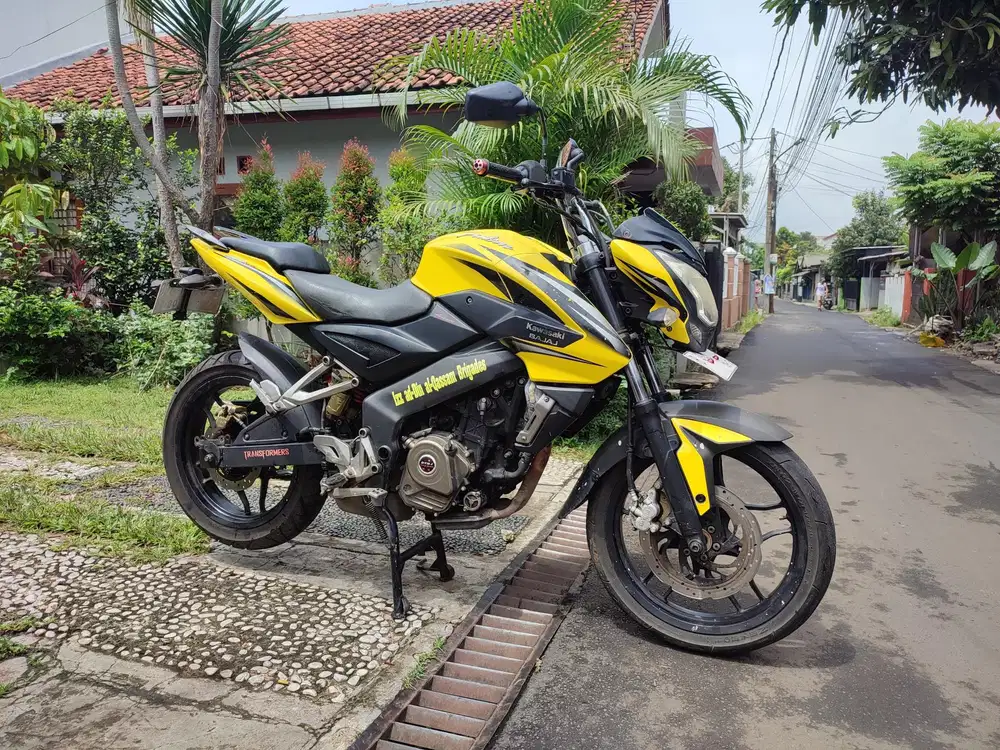 PULSAR NS 200 TAHUN 2014 JOSS