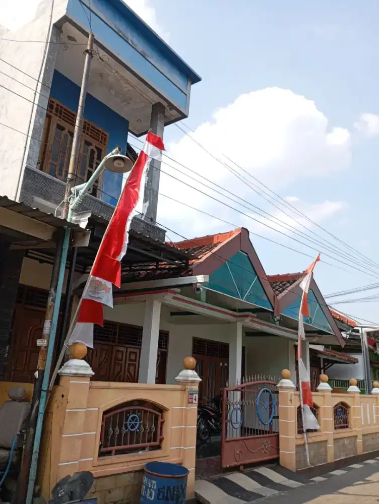 dijual rumah strategis arteri soekarno hatta merpati cocok untuk kos