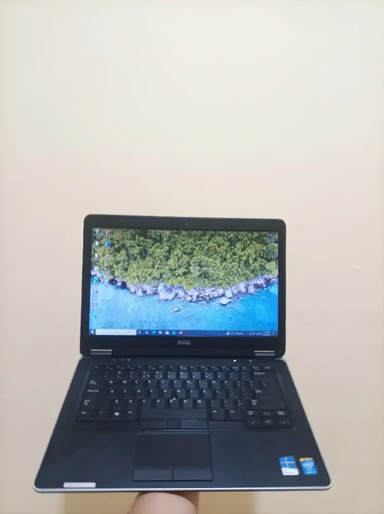 DELL LATITTUDE E7440 CORE i5 GEN 4 RAM 8GB SSD 512GB