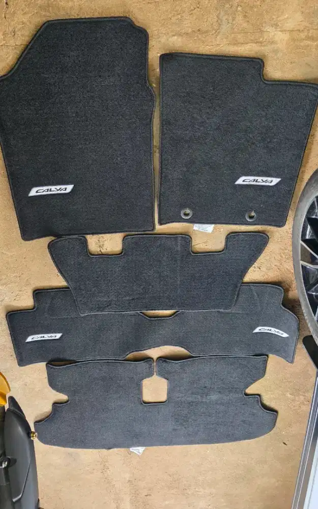 Karpet original ToyotaCalya 2020 led