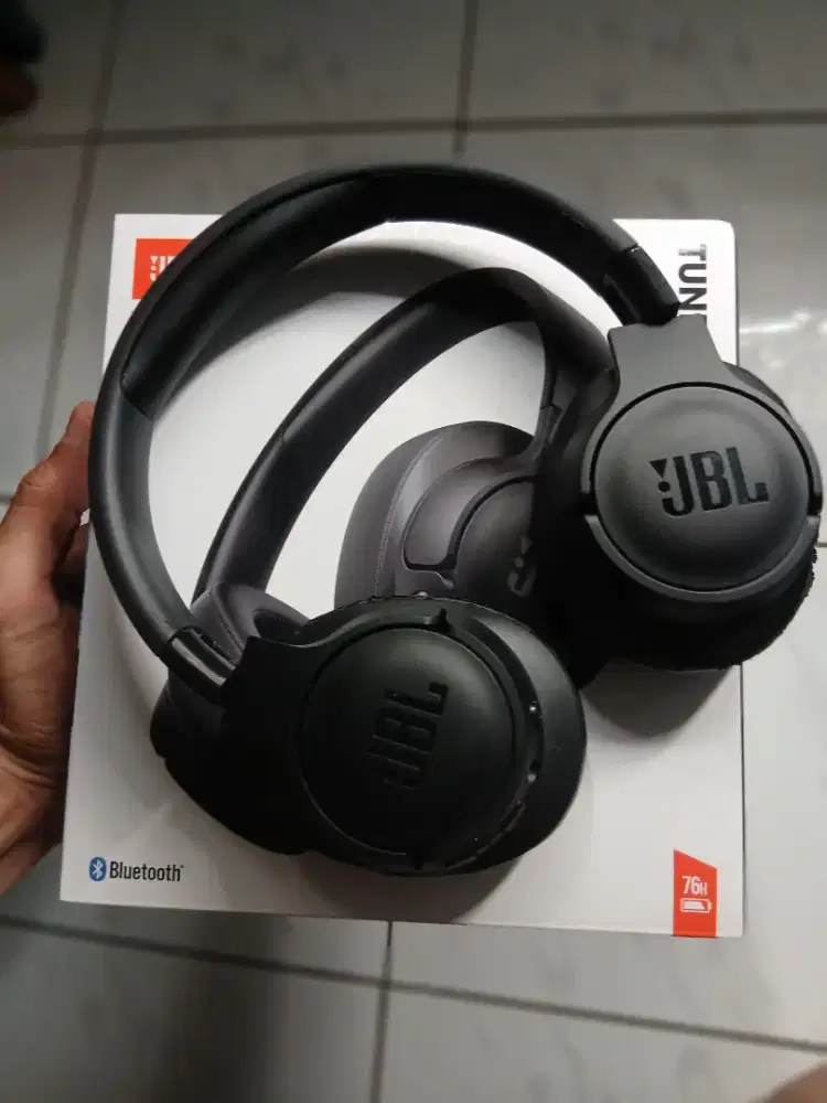 JBL TUNE 720 BT