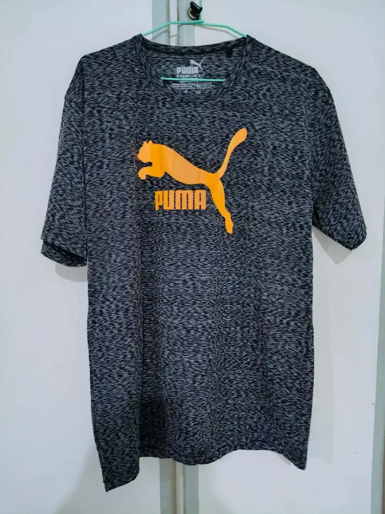 Kaos Puma Hitam