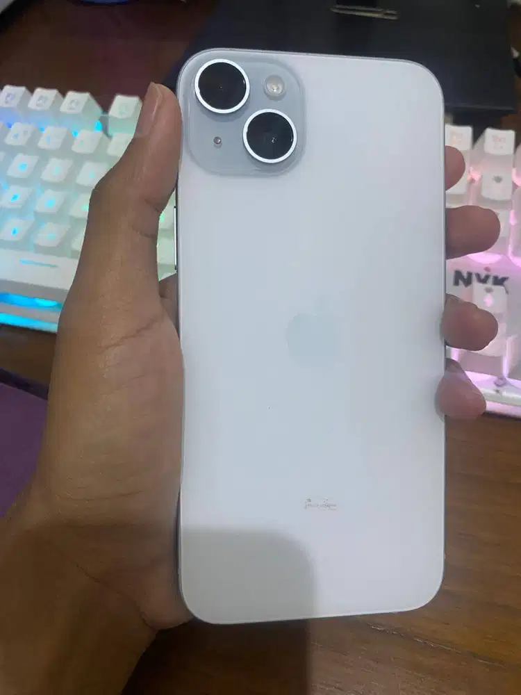 IPHONE 15 PLUS 256 GB BH 93 GARANSI ON