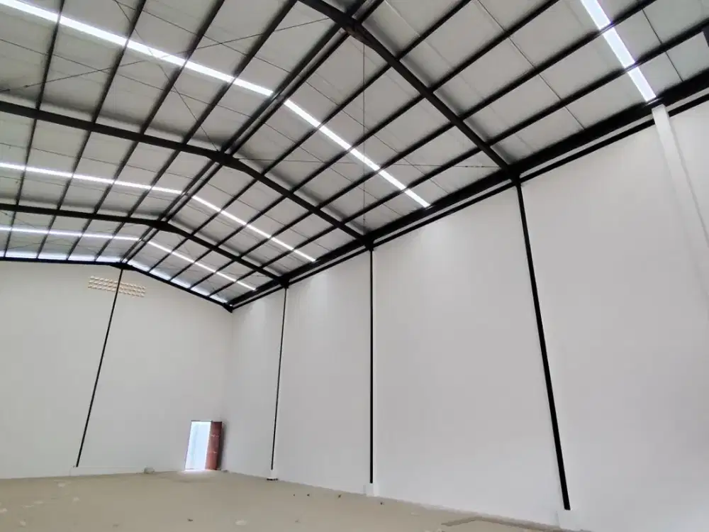 DI SEWAKAN Gudang Baru Siap pakai di kawasan pergudangan dan industri legok Tangerang dekat exit tol