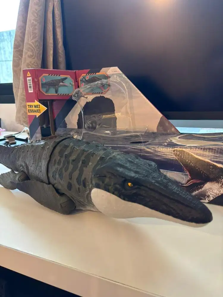 Mainan Anak Jurassic World