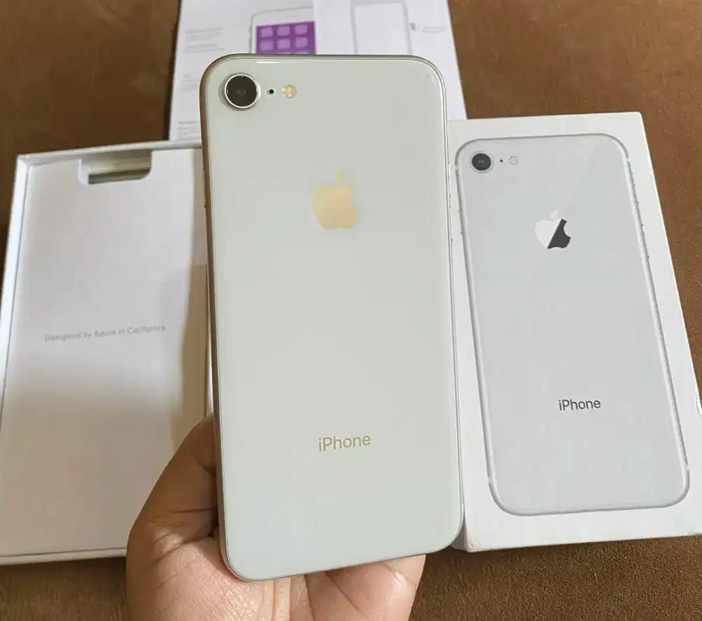 Iphond 8 64gb silver