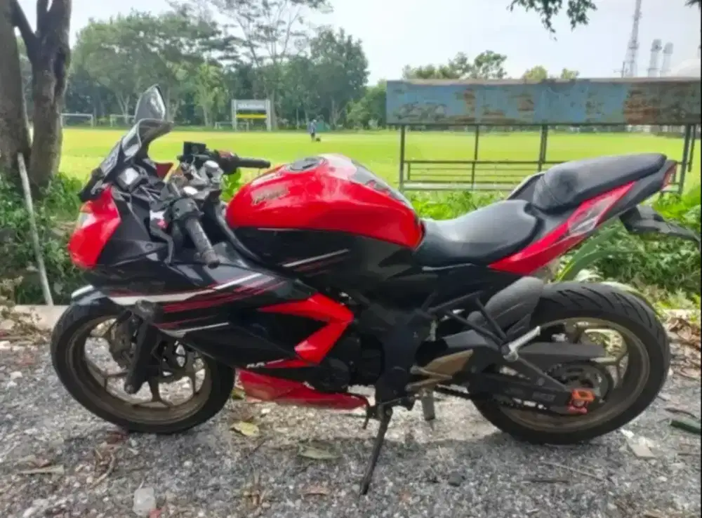 Dijual Kawasaki Ninja Mono / RR th 2017