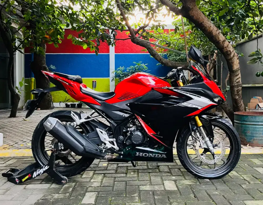 Honda new cbr 150 R