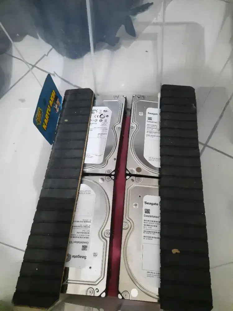 Hdd seagate sata 3,5 inch 4 Tb cabutan server