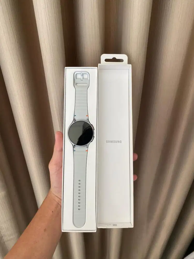 Samsung Galaxy watch 7 44mm Silver BT