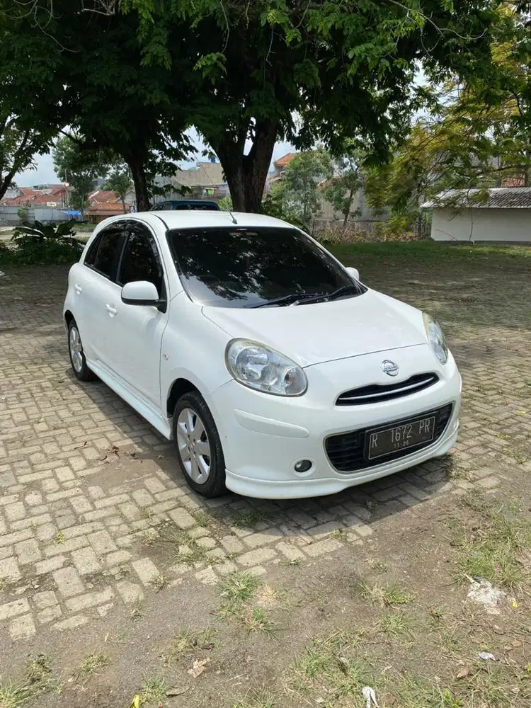 Di jual Nissan March KM rendah