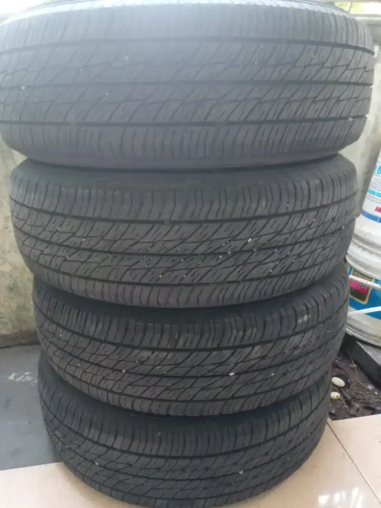 Dijual Ban Mobil Dunlop