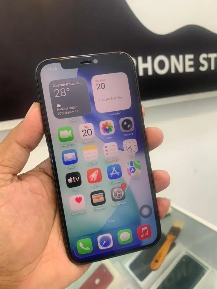 Iphone 12 pro masih original semua