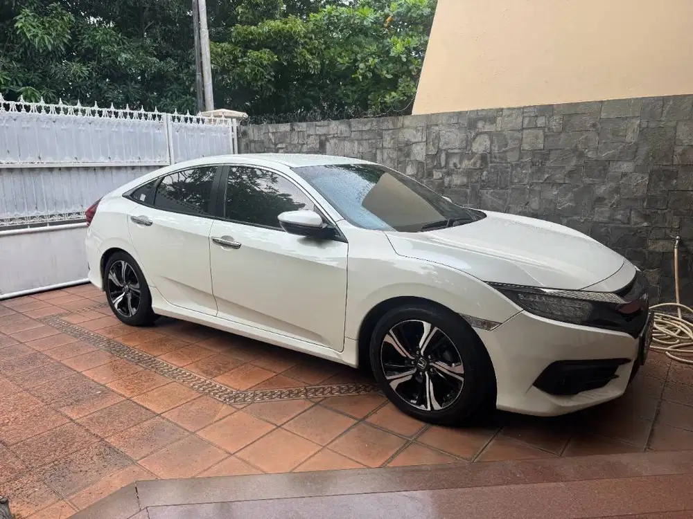 Honda Civic Turbo 2016