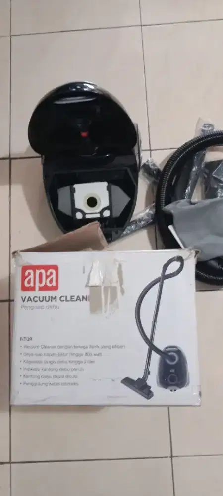 Vacuum Cleaner kondisi lengkap
