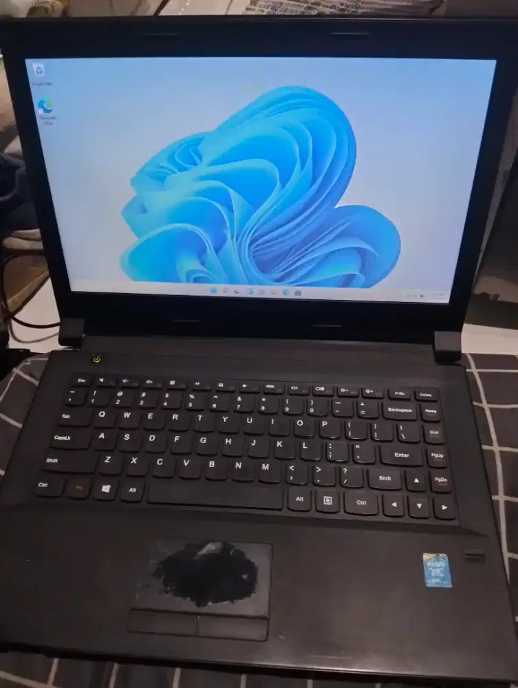 Laptop Lenovo core i3