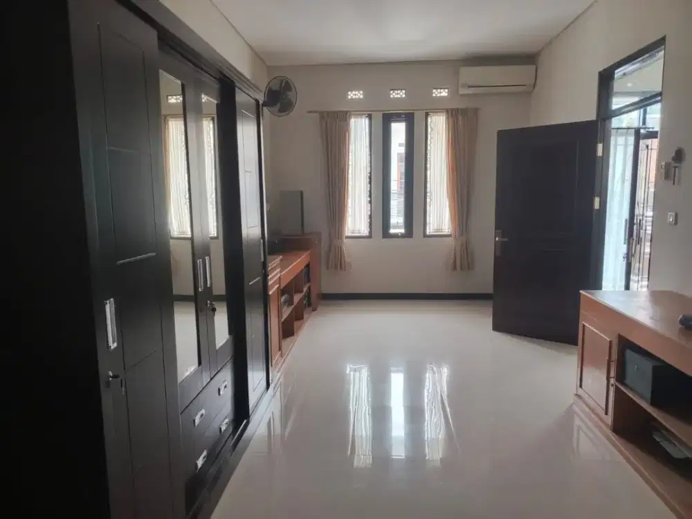 Dijual Rumah Siap Huni bisa untuk Usaha Sayap Kopo, Nataendah Ref.04468