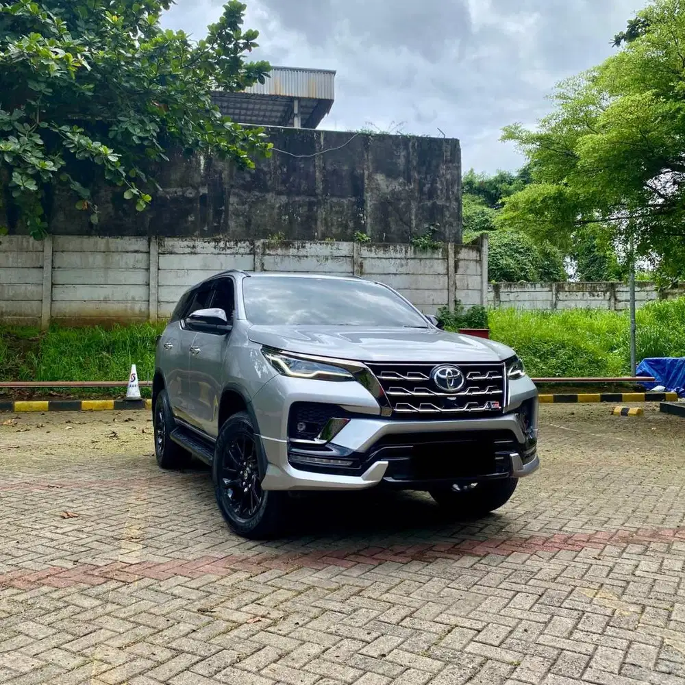 2024 Toyota Fortuner GR 2.8 4x2 Diesel AT