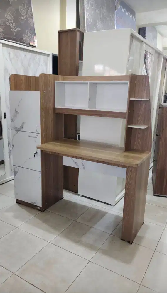 Meja Belajar Anak Minimalis
